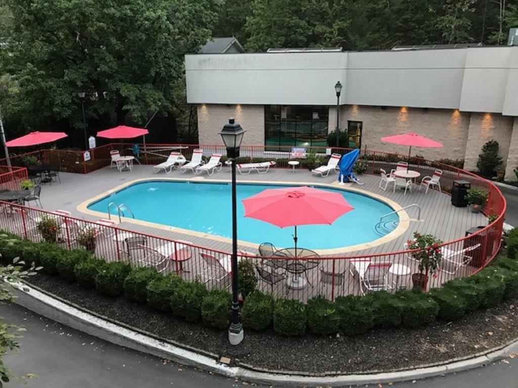 Zoders Inn&Suites Gatlinburg Exterior foto